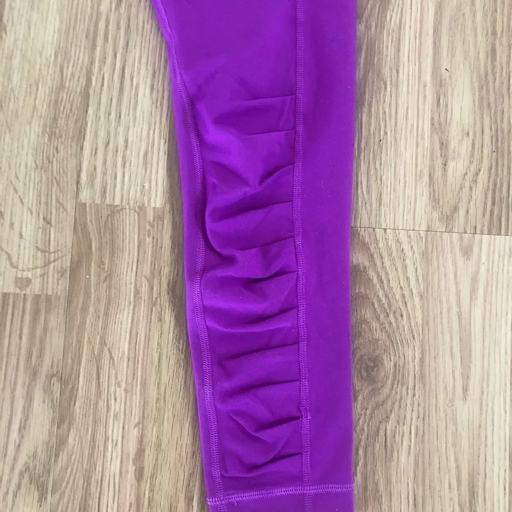 UNDER ARMOUR Full Length Pleated Calf Leggings